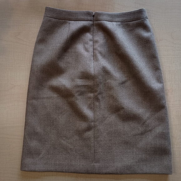 J Crew 100% Wool Brown Camel Color Pencil Skirt with Pockets Size 6 - Picture 3 of 12